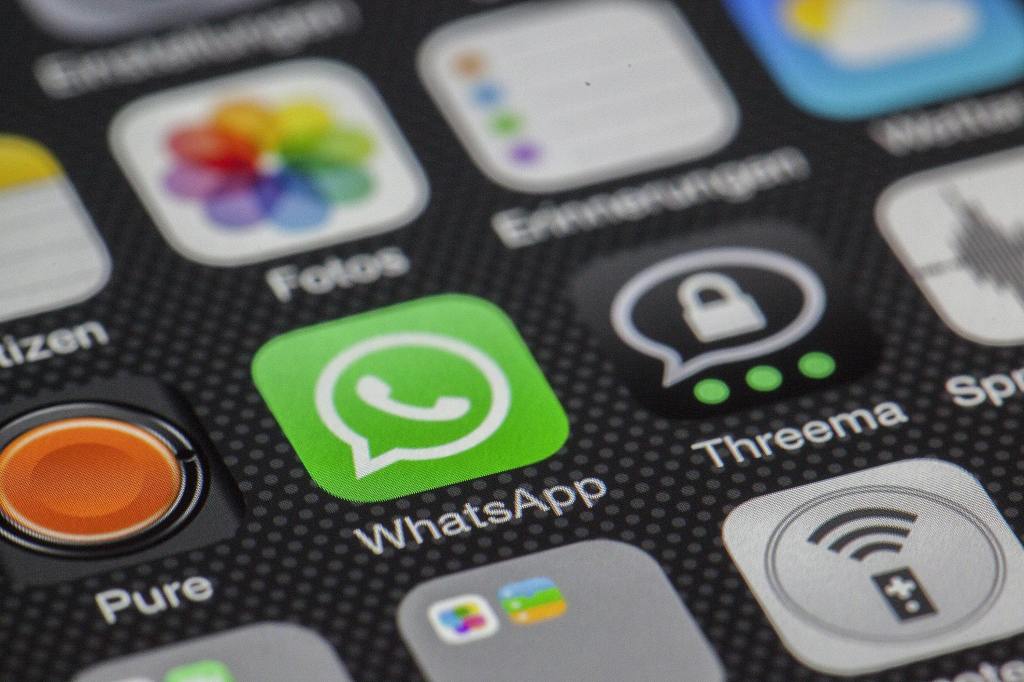 WhatsApp Introduces Ads
